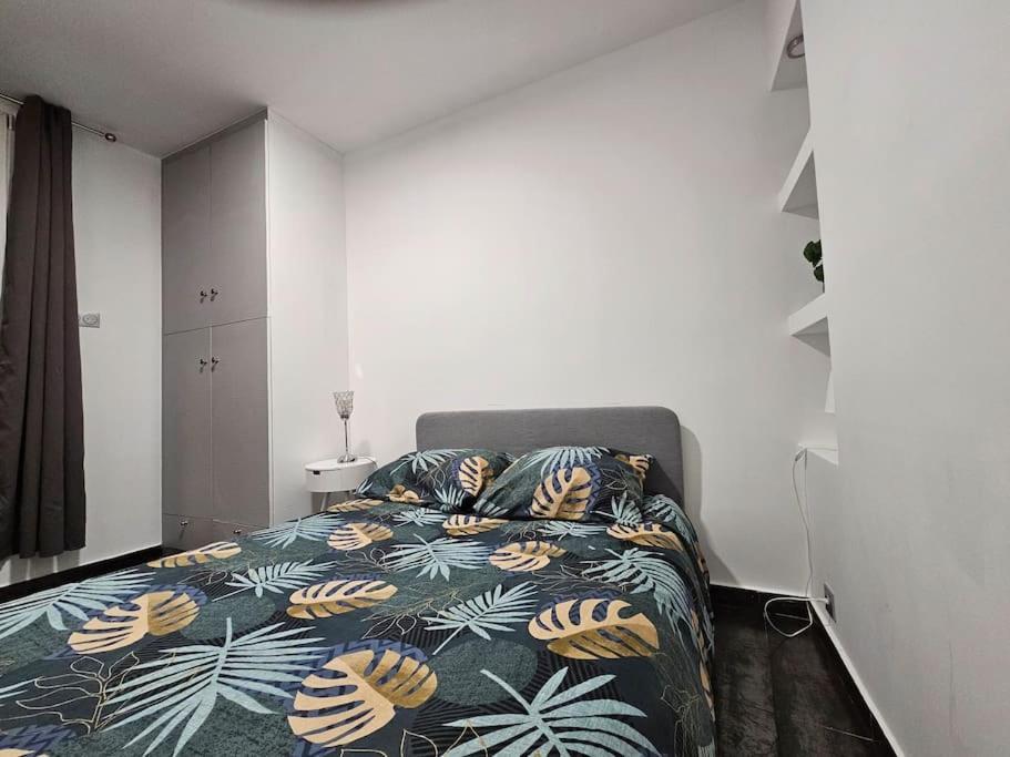 Proche Metro Paris Appartement